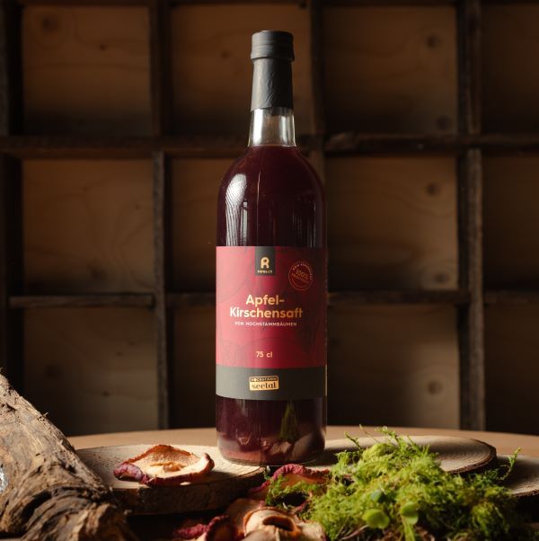 Apfel-Kirschensaft-Hochstamm-Seetal-Rares-Archehof.jpg